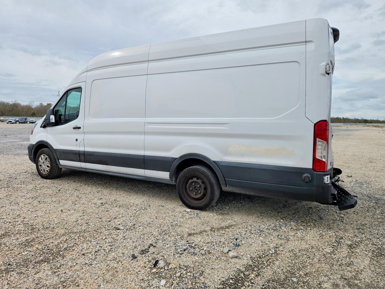 2022 FORD TRANSIT T-350 — снимка 2