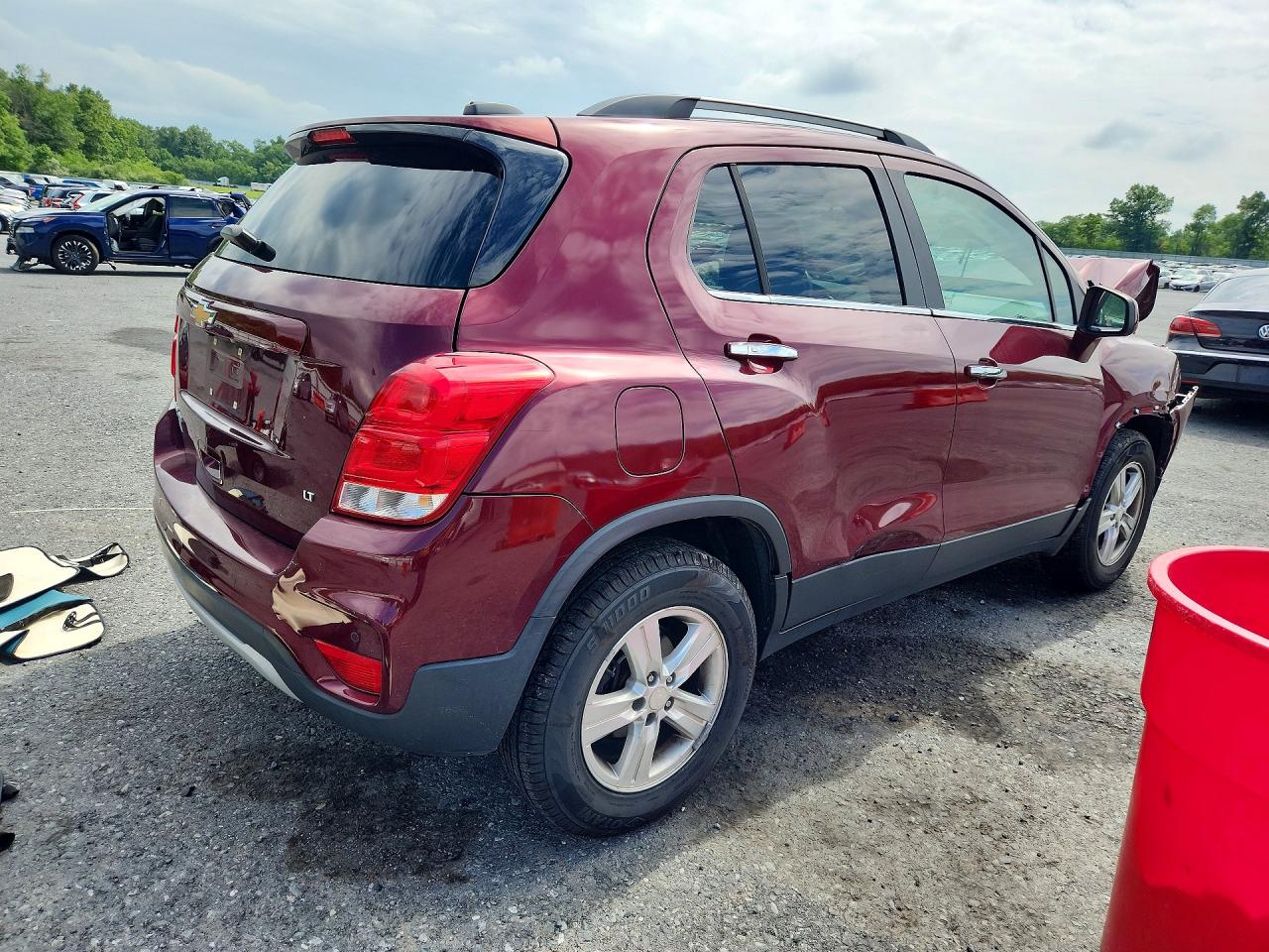 2017 CHEVROLET TRAX 1LT — снимка 3