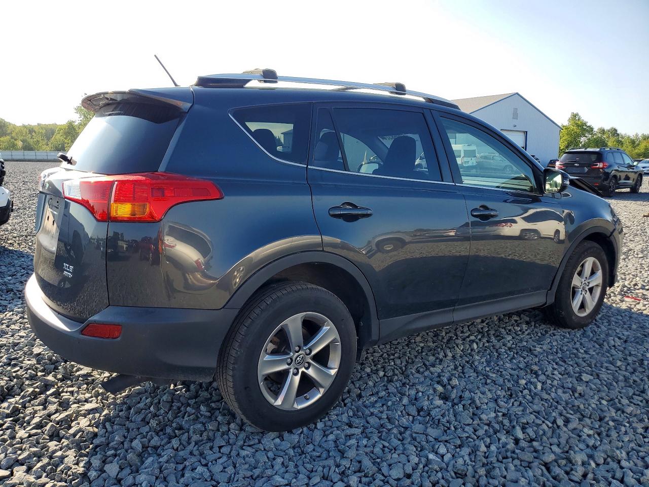 2015 TOYOTA RAV4 XLE — снимка 3