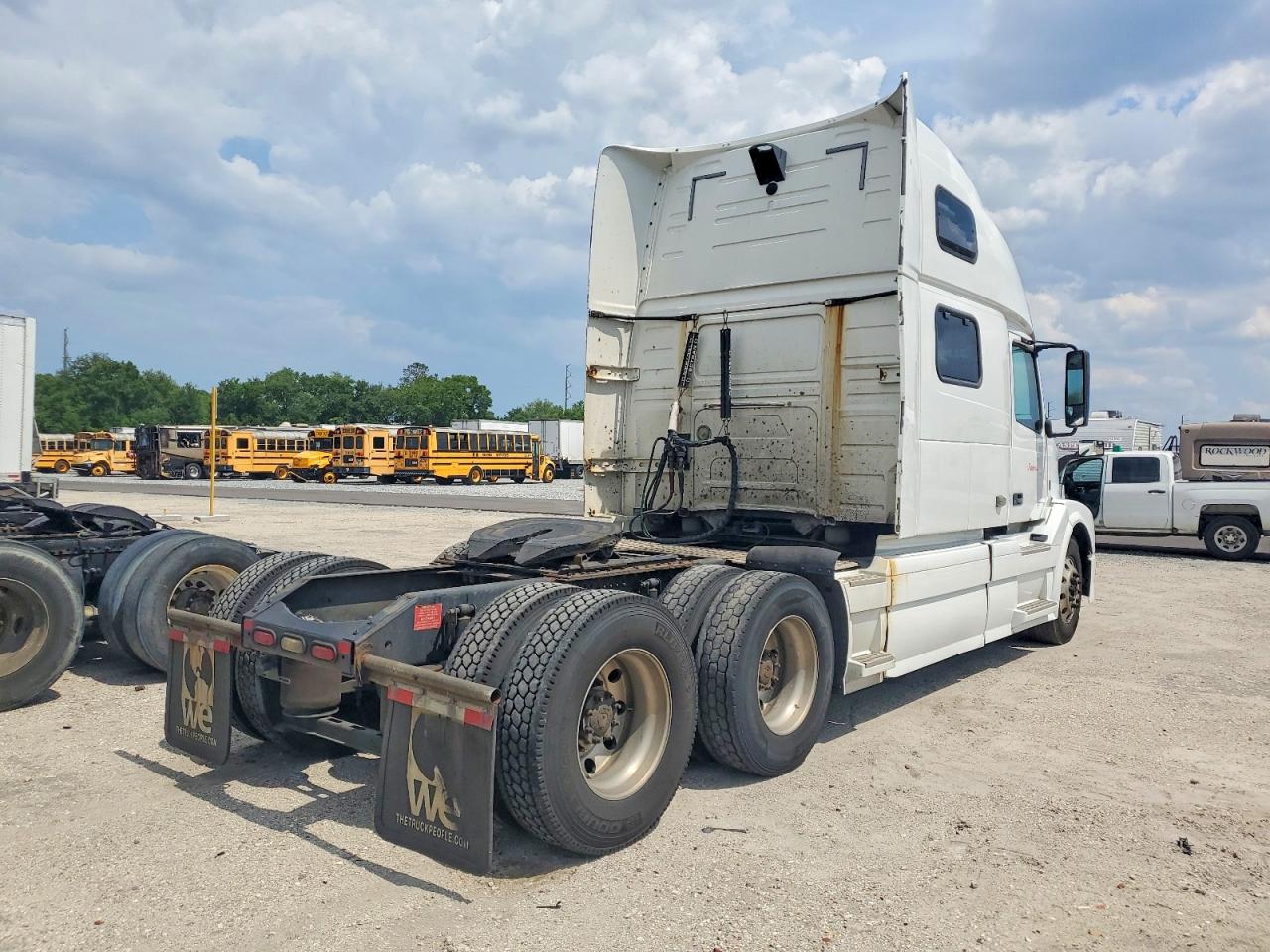 2017 VOLVO VN VNL — снимка 4