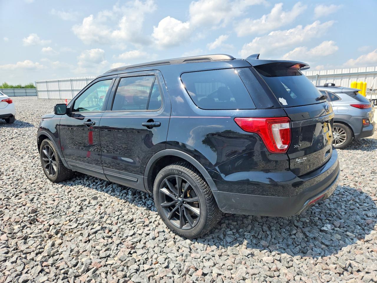 2017 FORD EXPLORER XLT — снимка 2