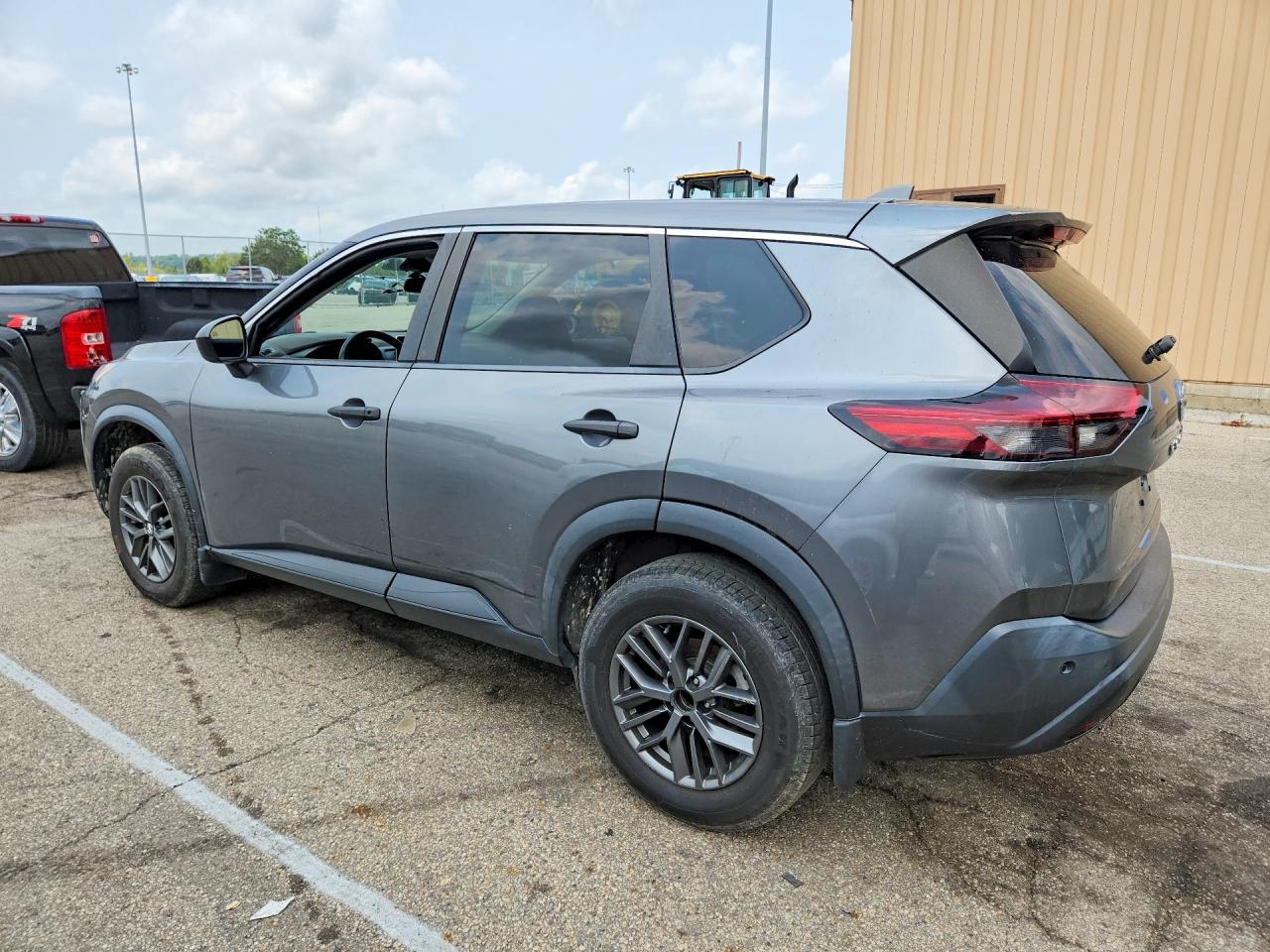 2021 NISSAN ROGUE S — снимка 2