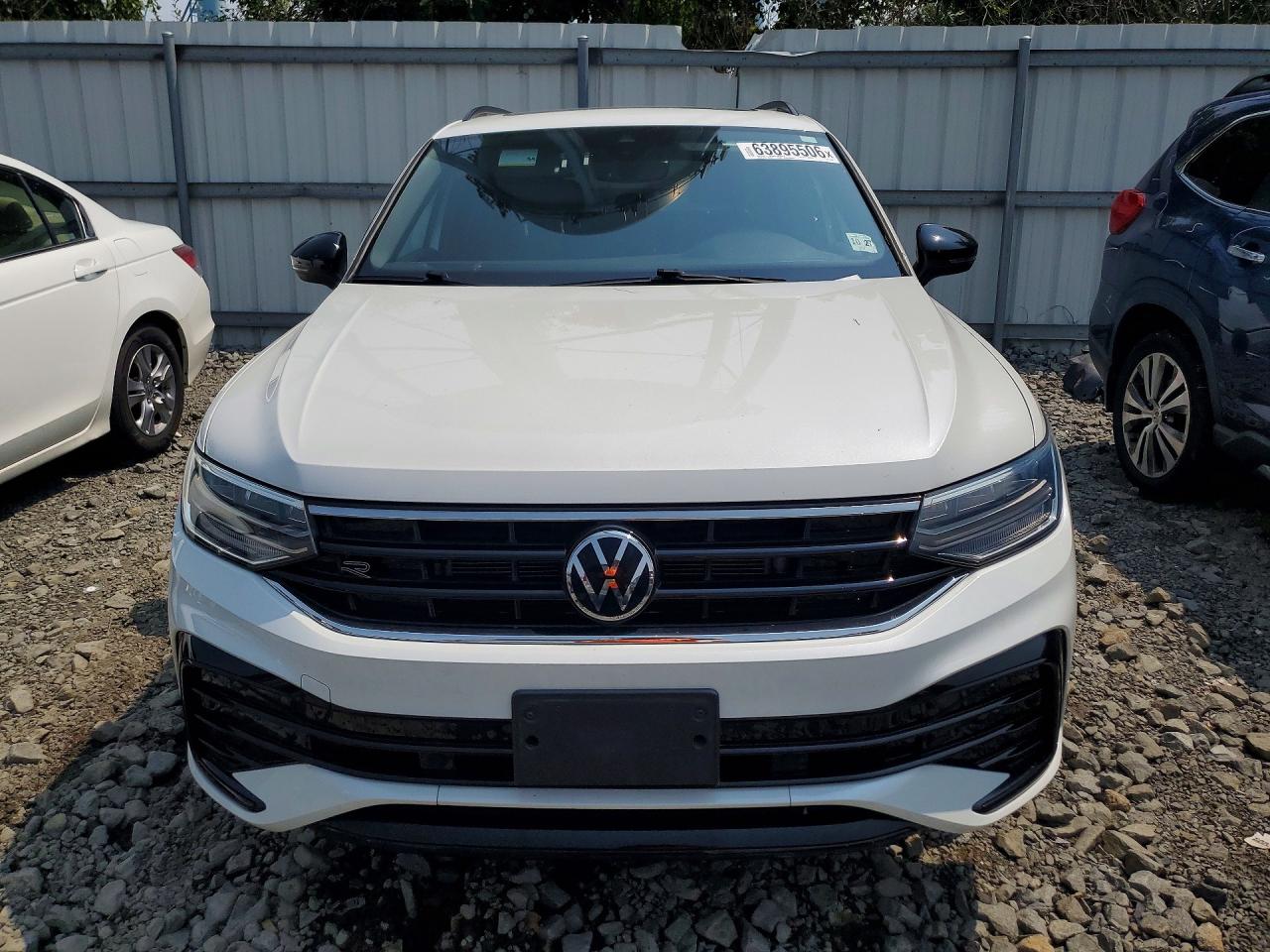 2022 VOLKSWAGEN TIGUAN SE R-LINE BLACK — снимка 5