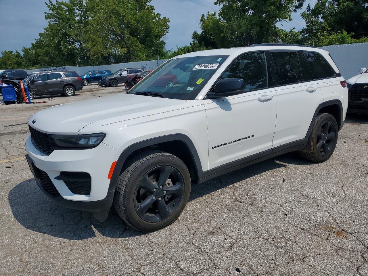 2022 JEEP GRAND CHEROKEE LAREDO
