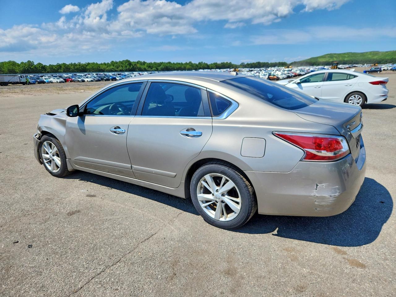 2015 NISSAN ALTIMA 2.5 SV — снимка 2
