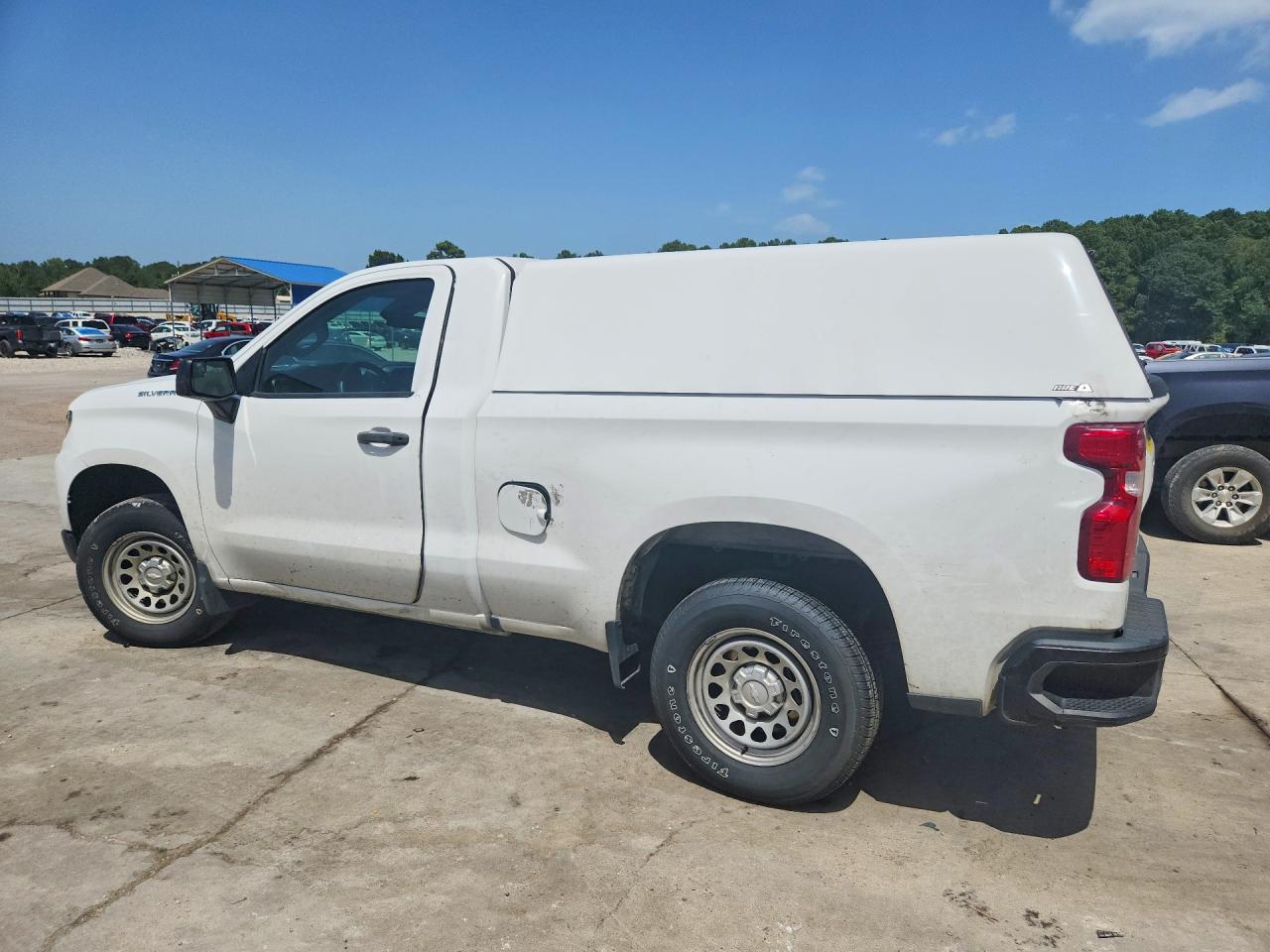2023 CHEVROLET SILVERADO C1500 — снимка 2