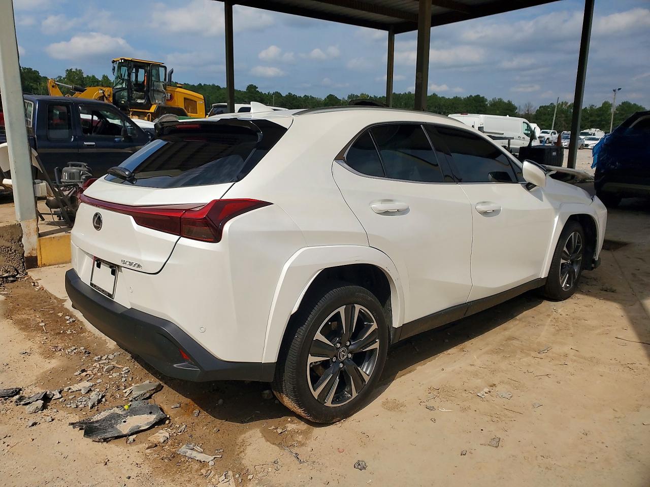 2025 LEXUS UX 300H PREMIUM — снимка 3