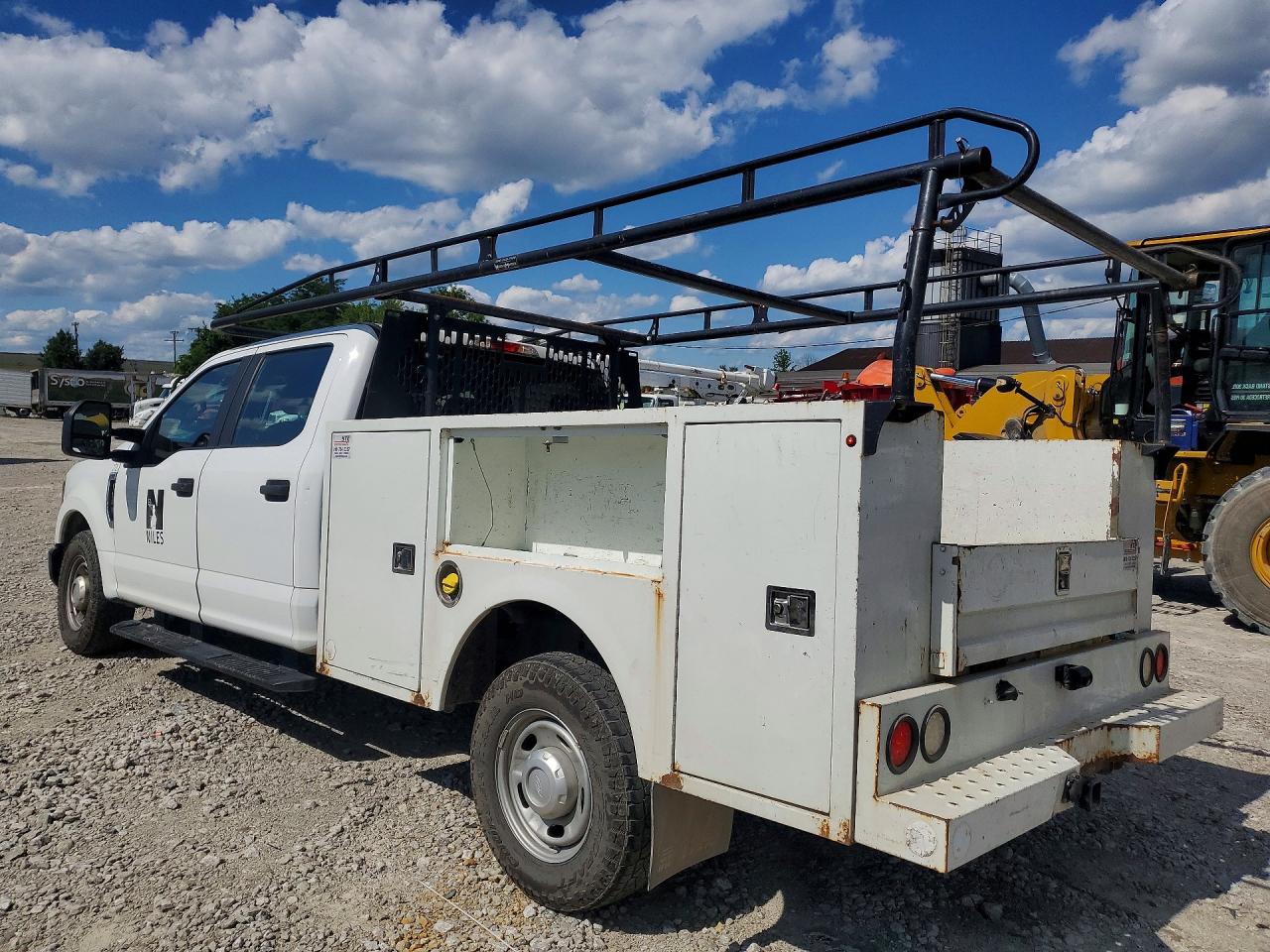 2021 FORD F250 — снимка 2