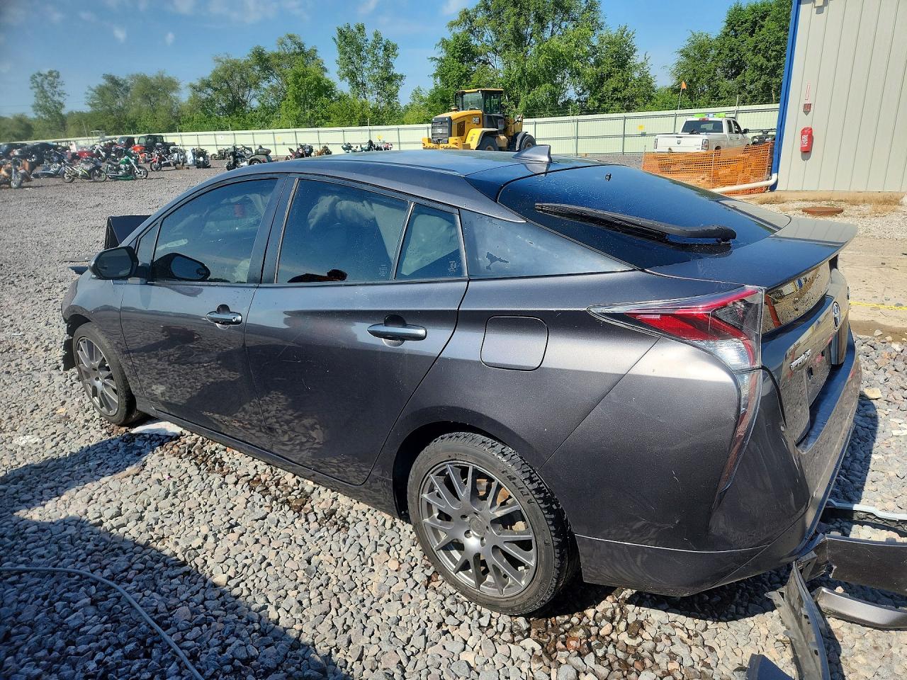 2016 TOYOTA PRIUS TWO — снимка 2