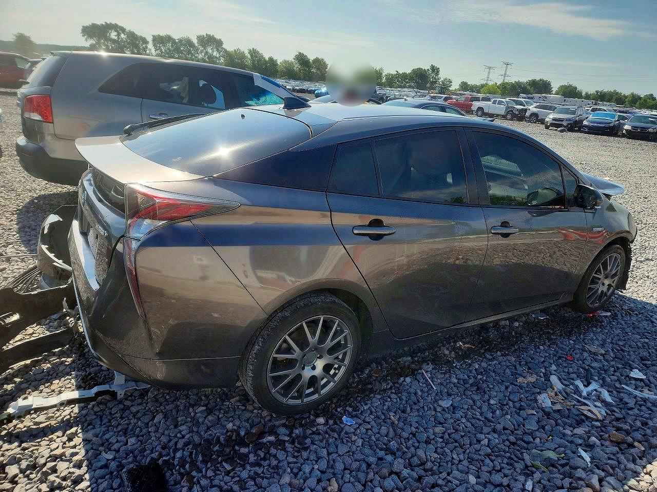 2016 TOYOTA PRIUS TWO — снимка 3