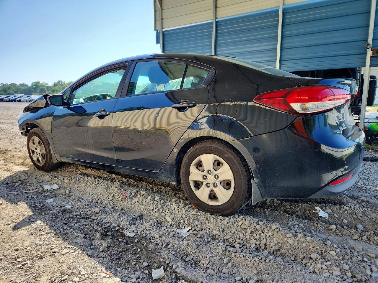 2017 KIA FORTE LX — снимка 2