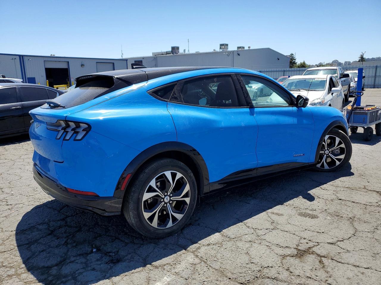 2023 FORD MUSTANG MACH-E PREMIUM — снимка 3