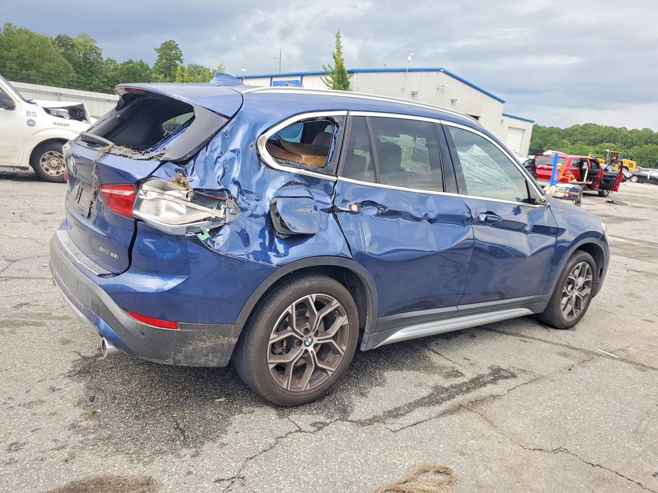 2021 BMW X1 SDRIVE28I — снимка 3