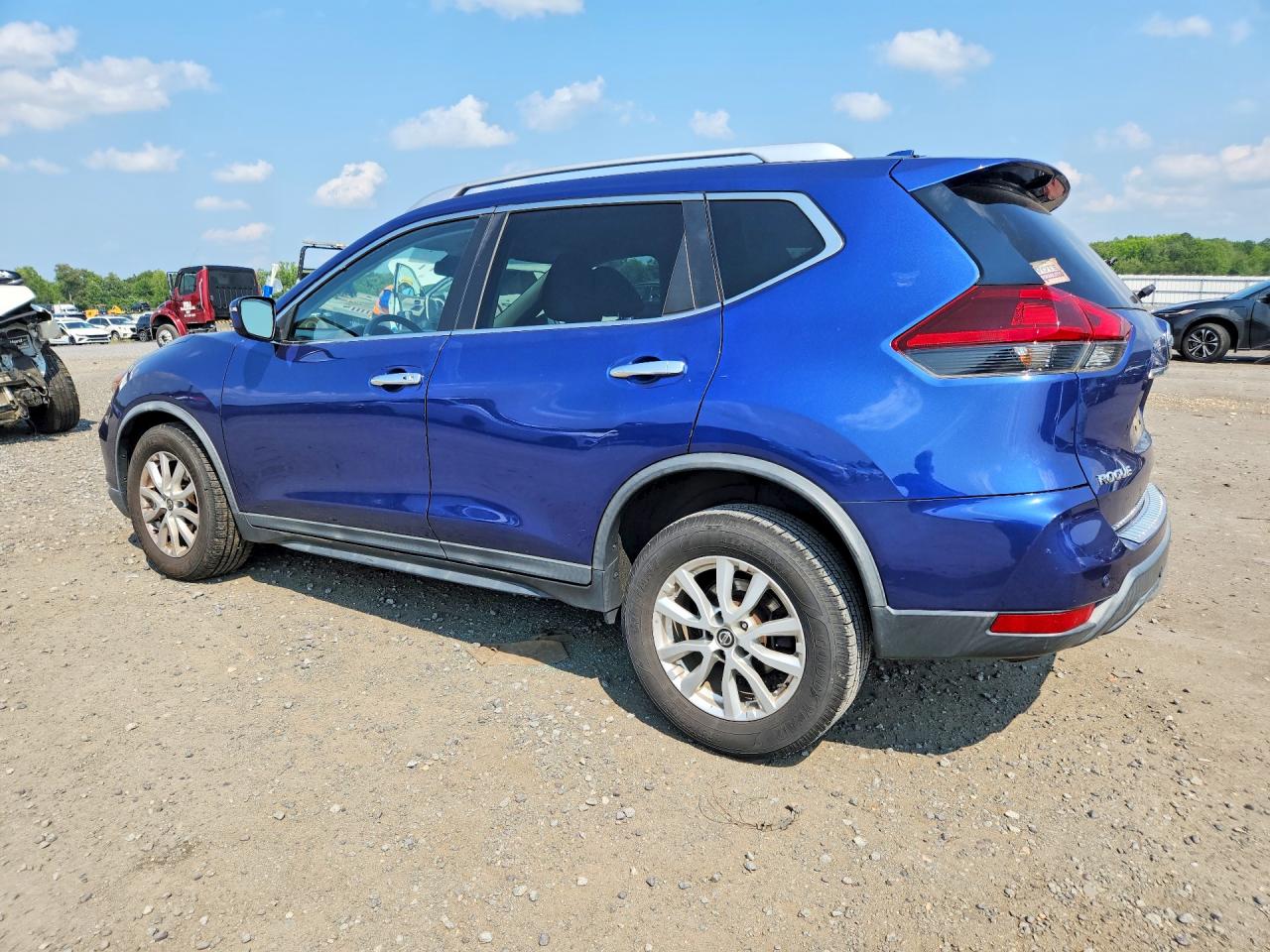 2020 NISSAN ROGUE SV — снимка 2