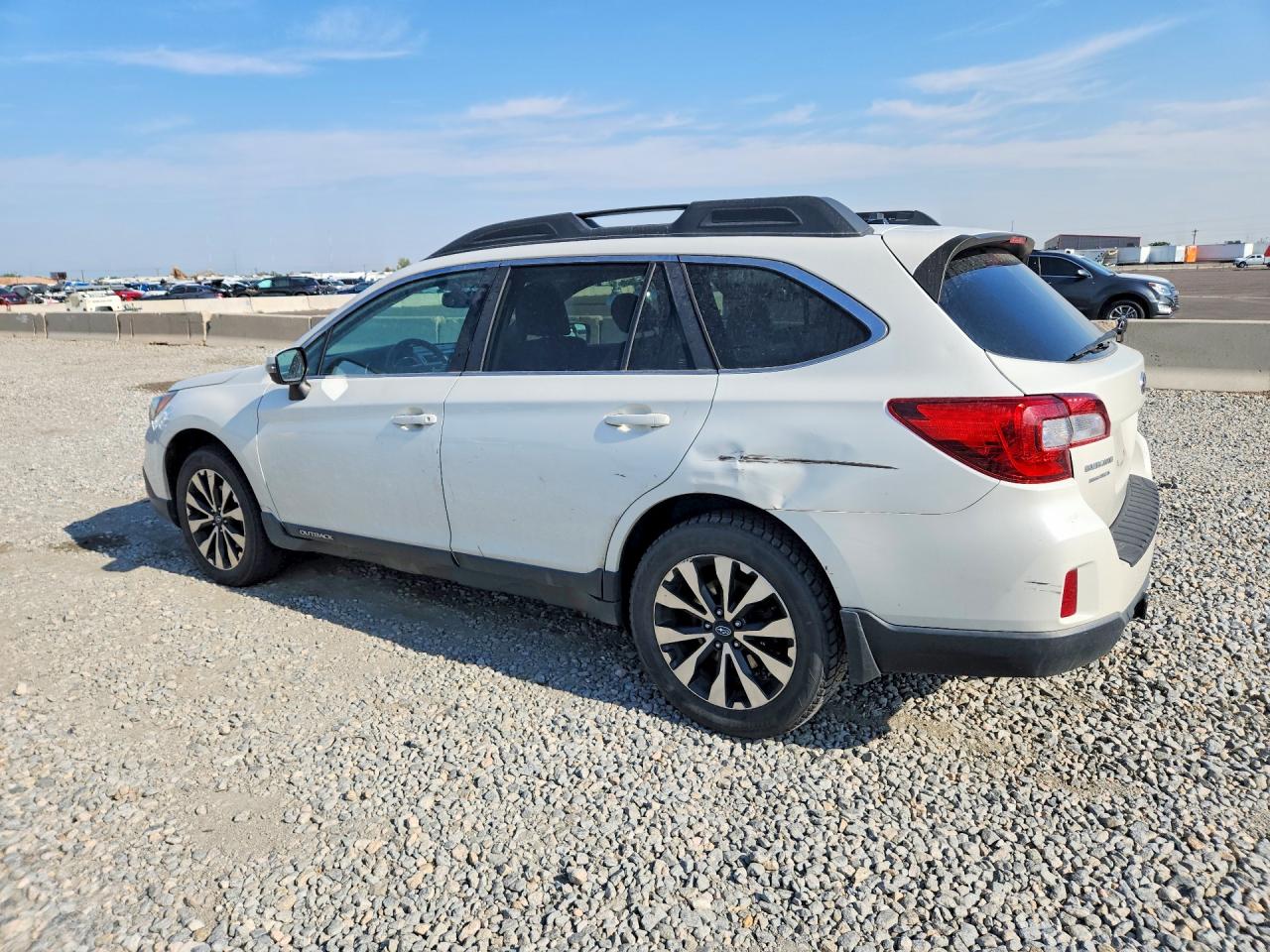 2015 SUBARU OUTBACK 3.6R LIMITED — снимка 2