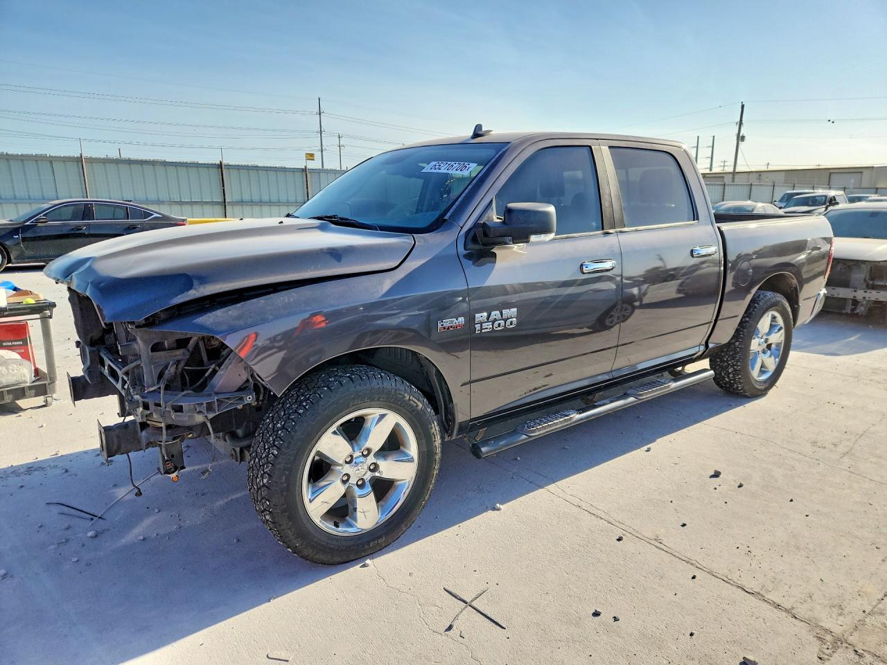2016 RAM 1500 SLT