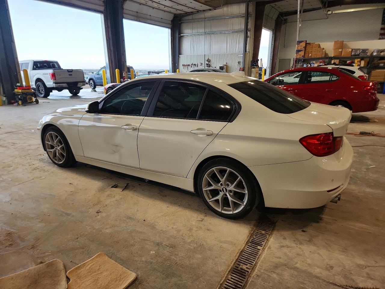 2014 BMW 328 I SULEV — снимка 2