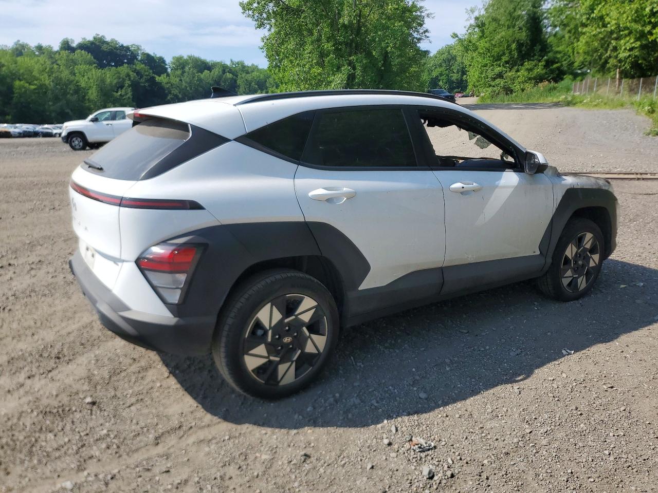 2025 HYUNDAI KONA SEL — снимка 3
