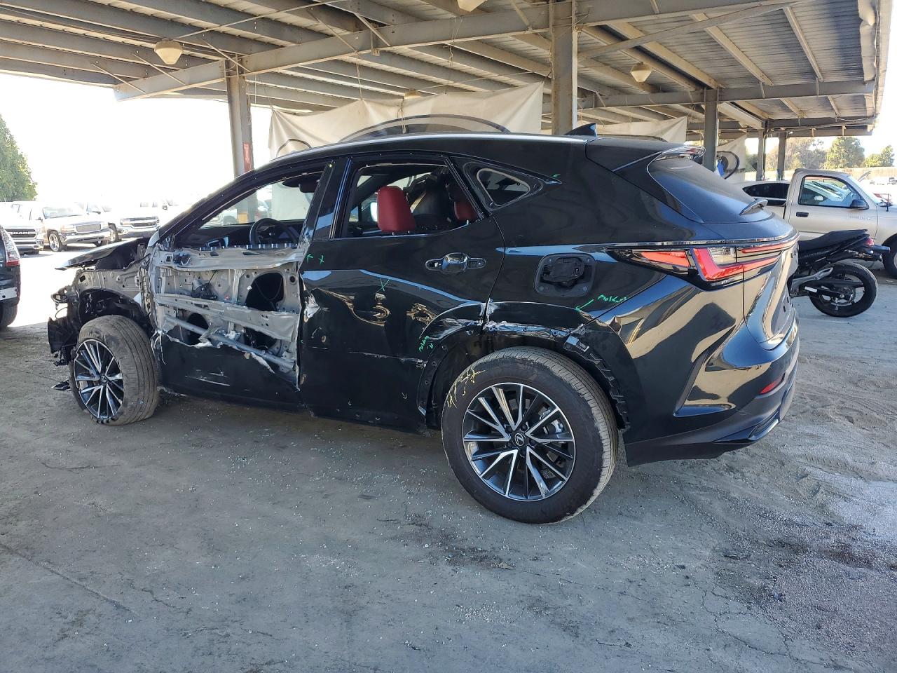 2026 LEXUS NX 450H+ PREMIUM — снимка 2