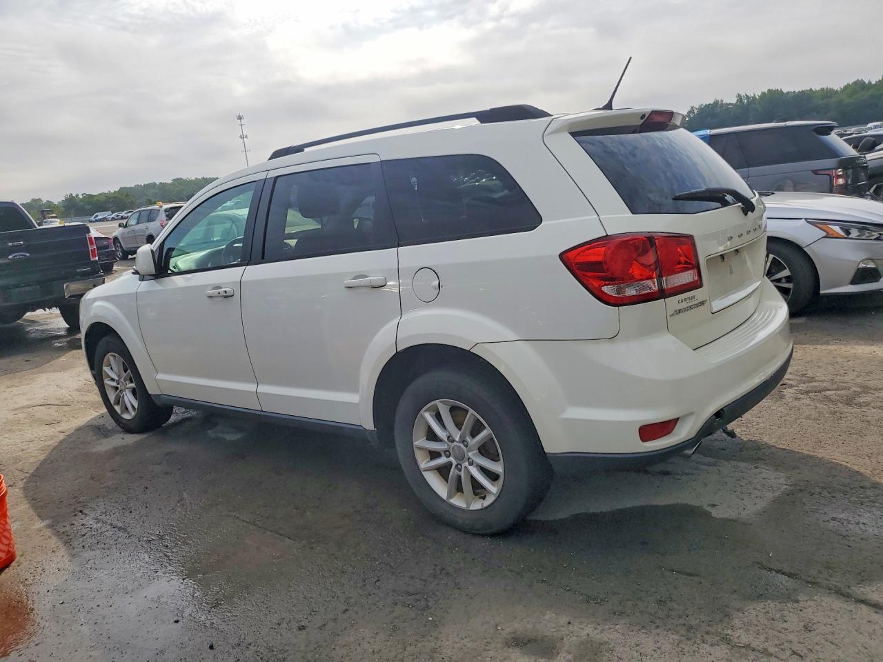 2016 DODGE JOURNEY SXT — снимка 2