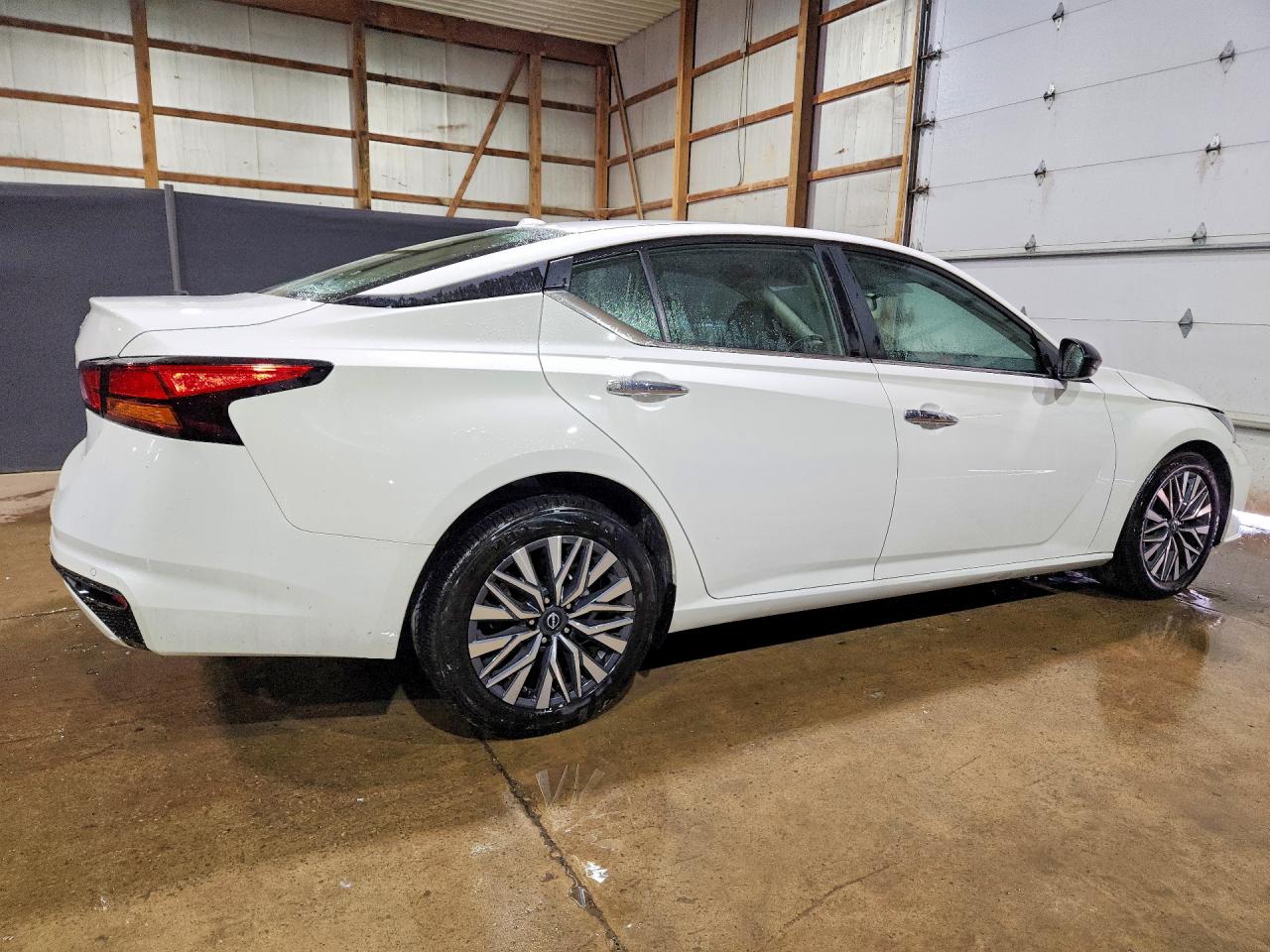 2025 NISSAN ALTIMA SV — снимка 3
