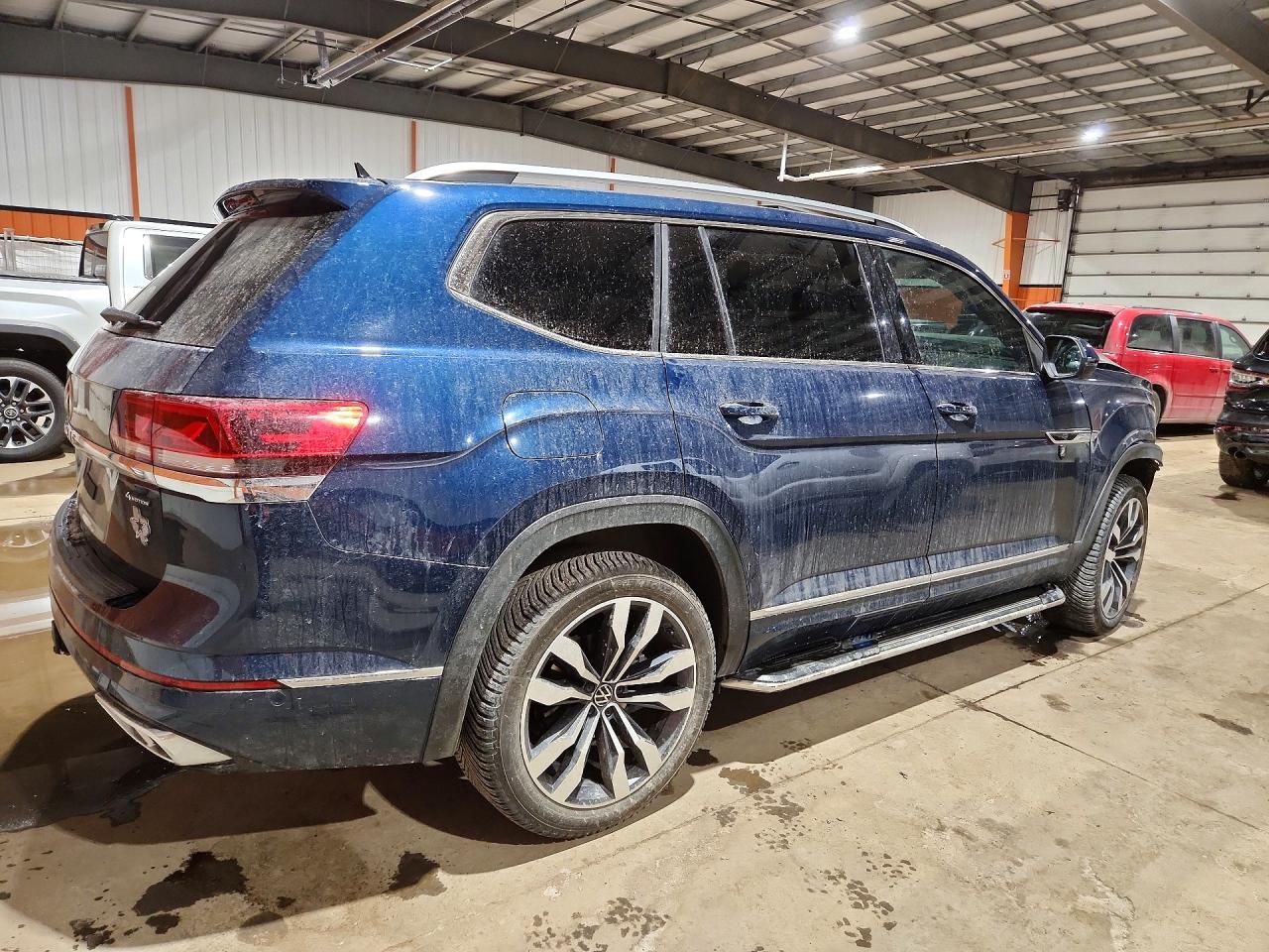 2023 VOLKSWAGEN ATLAS SEL PREMIUM R-LINE — снимка 3
