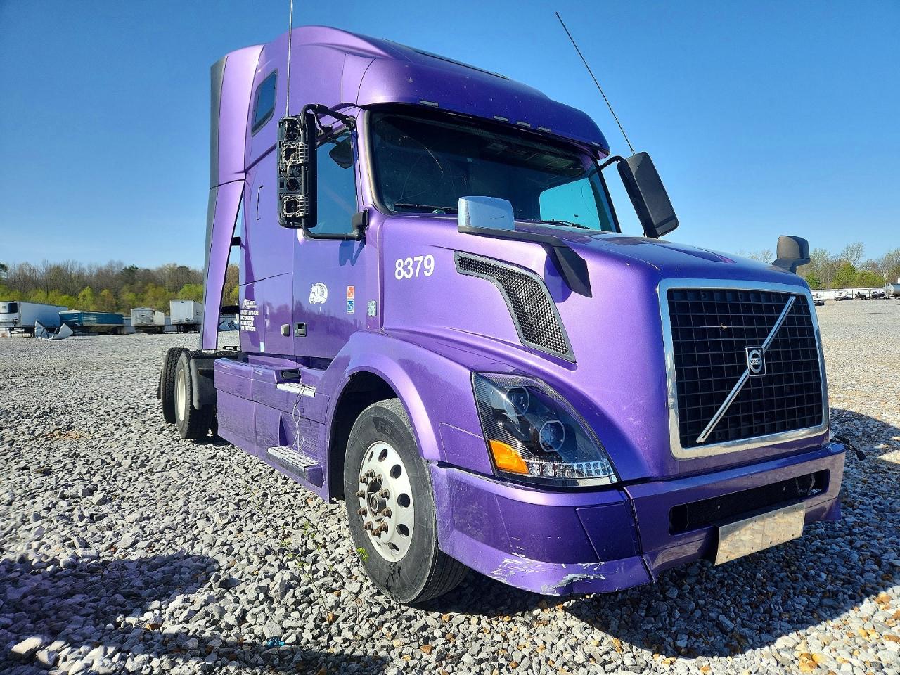 2015 VOLVO VNL