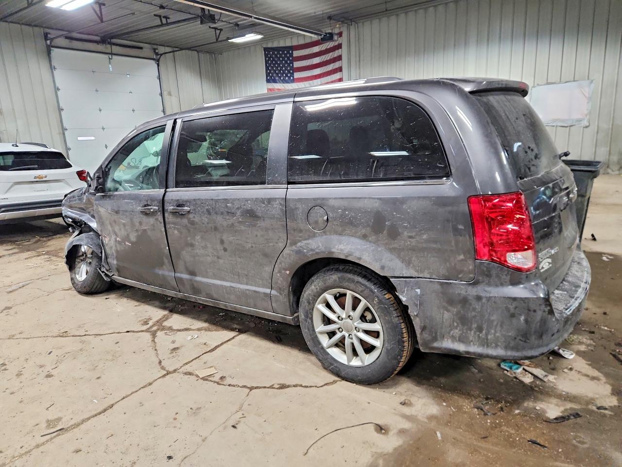 2019 DODGE GRAND CARAVAN SXT — снимка 2