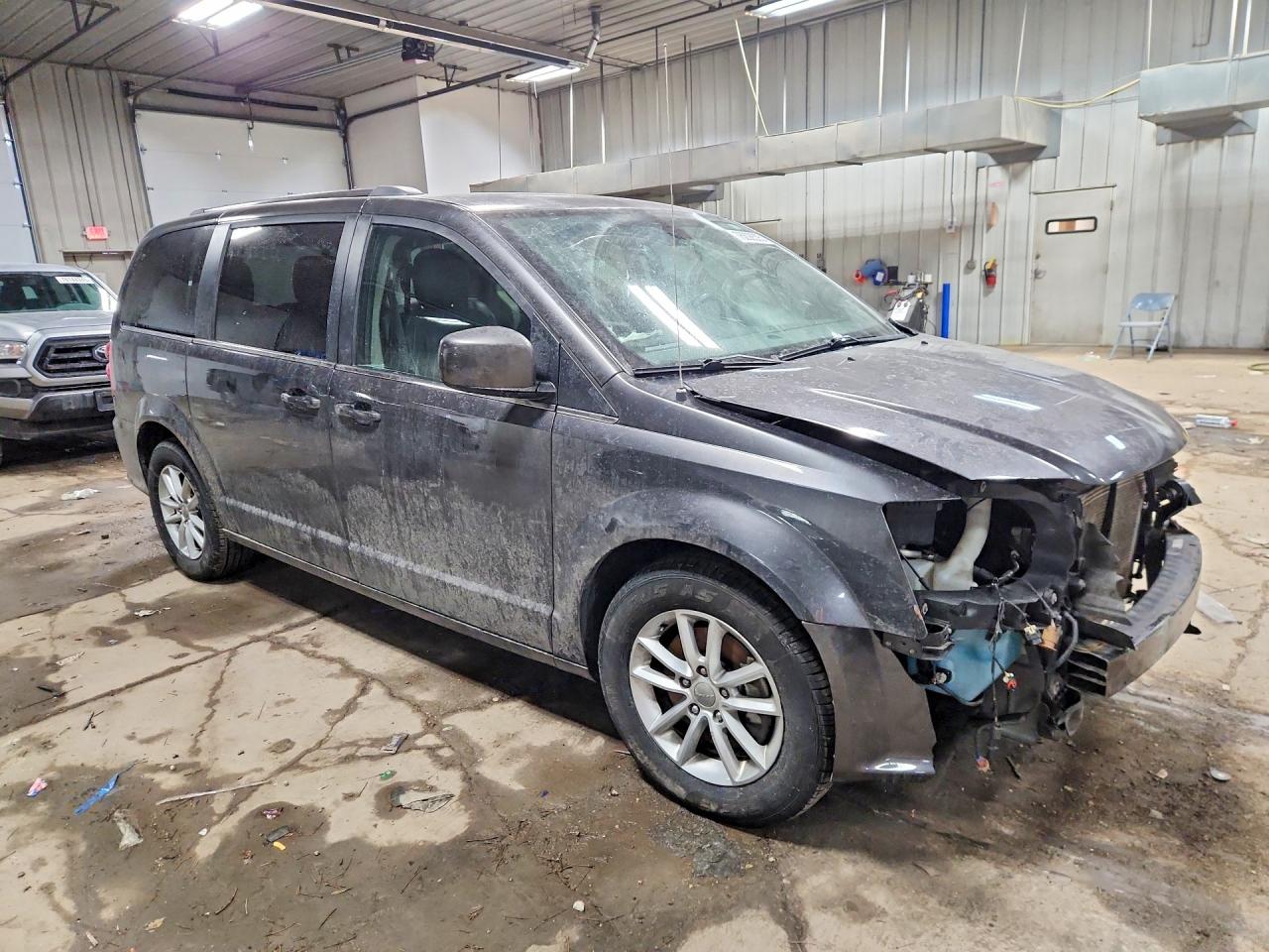 2019 DODGE GRAND CARAVAN SXT — снимка 4