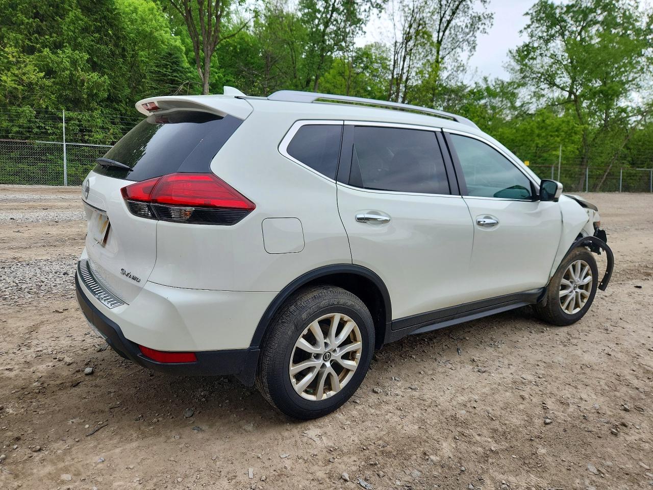 2017 NISSAN ROGUE SV — снимка 3