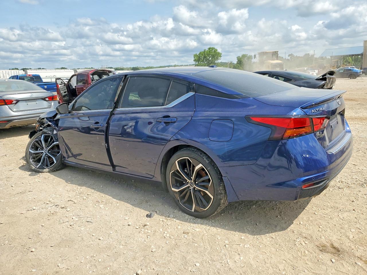 2023 NISSAN ALTIMA SR — снимка 2