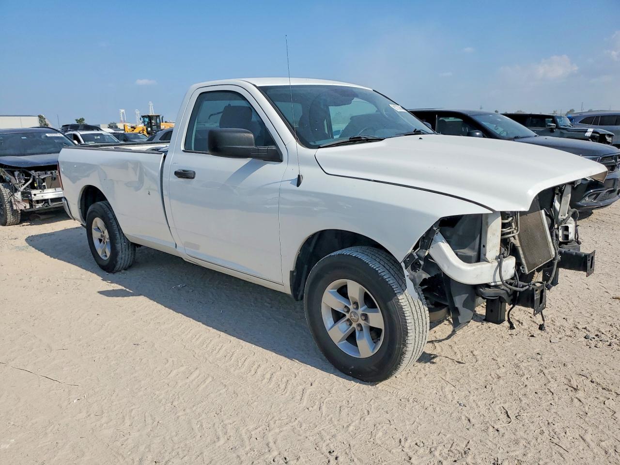 2019 RAM 1500 CLASSIC TRADESMAN — снимка 4