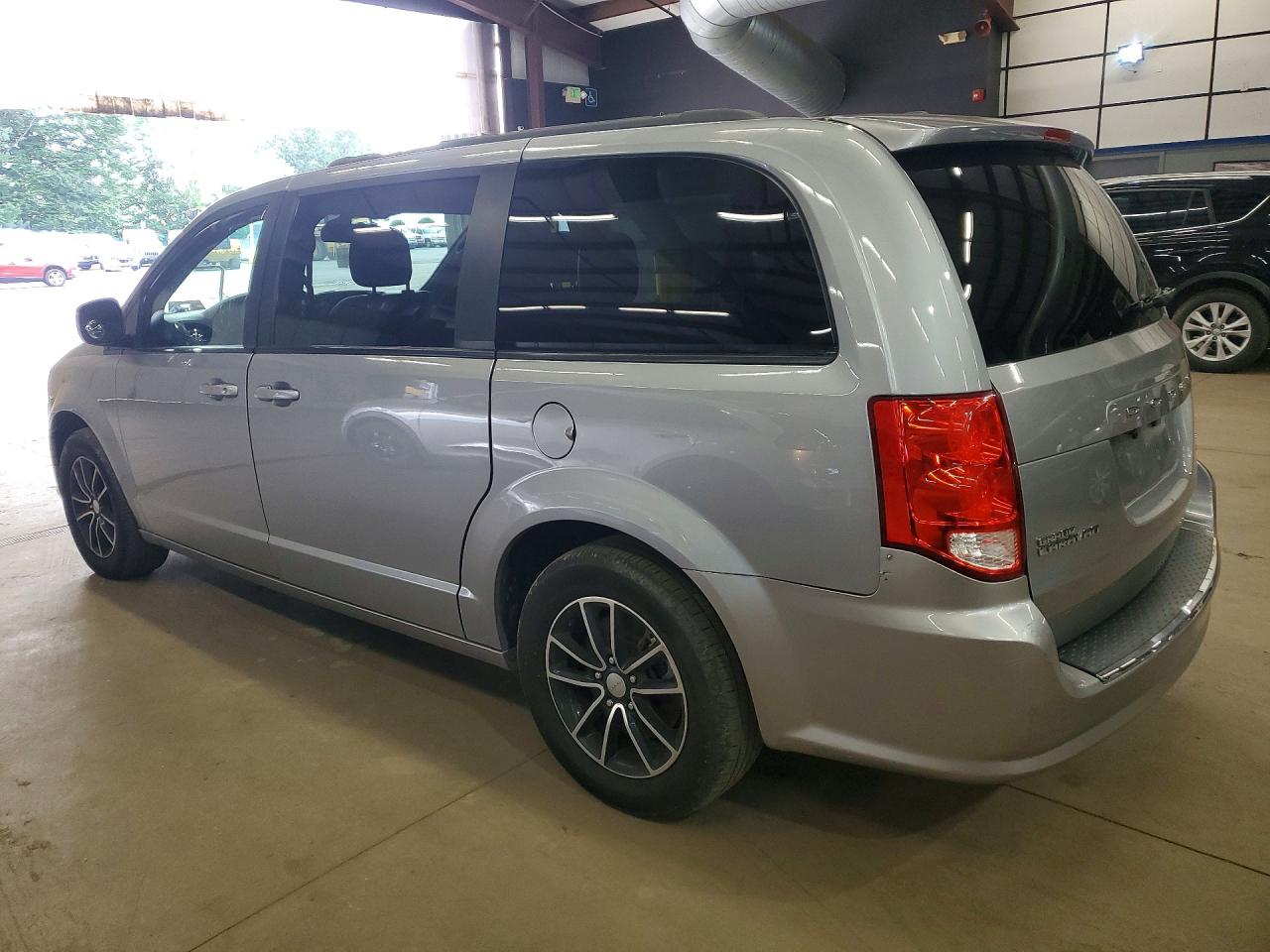 2018 DODGE GRAND CARAVAN GT — снимка 2