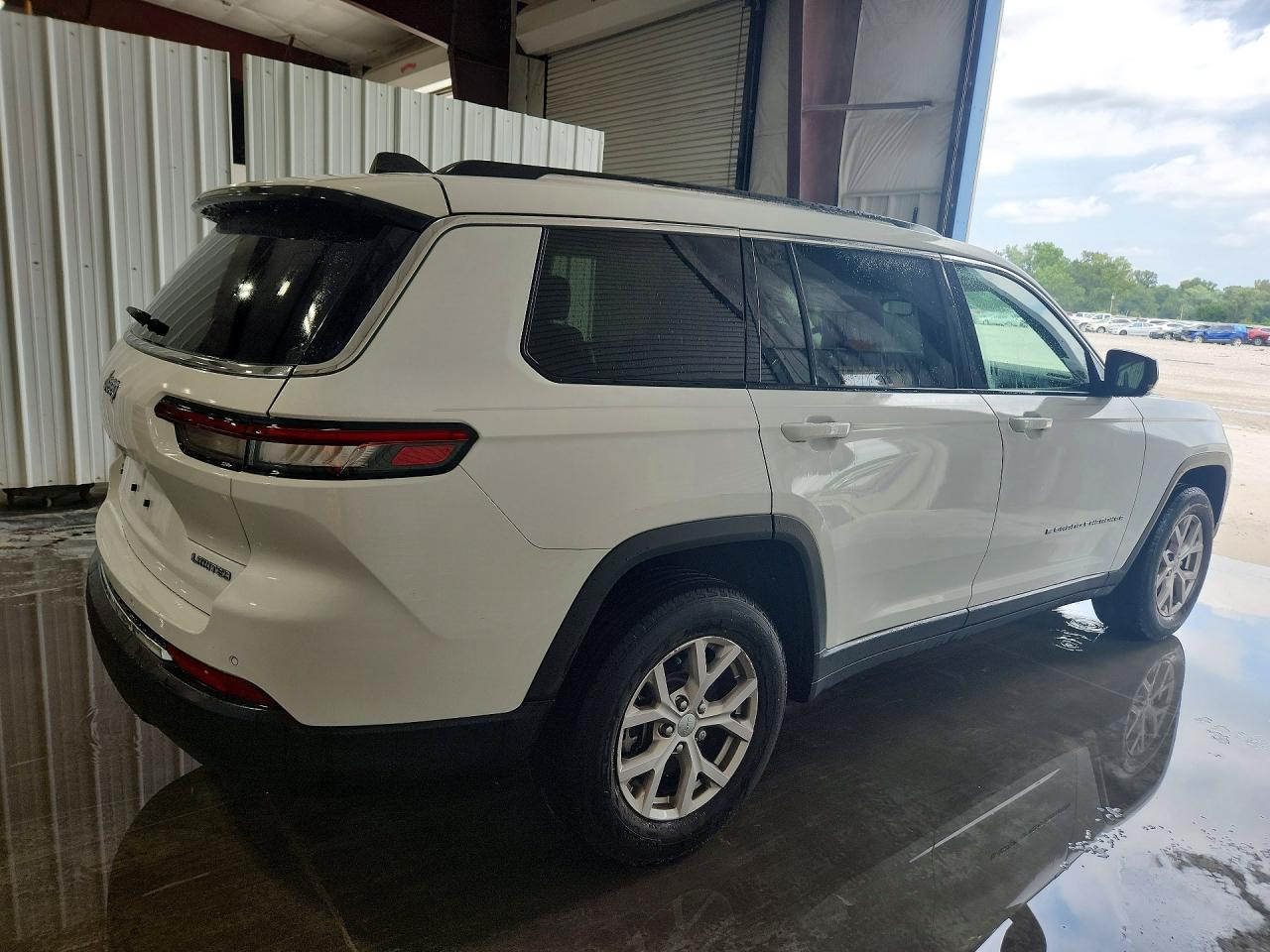 2022 JEEP GRAND CHEROKEE L LIMITED — снимка 3