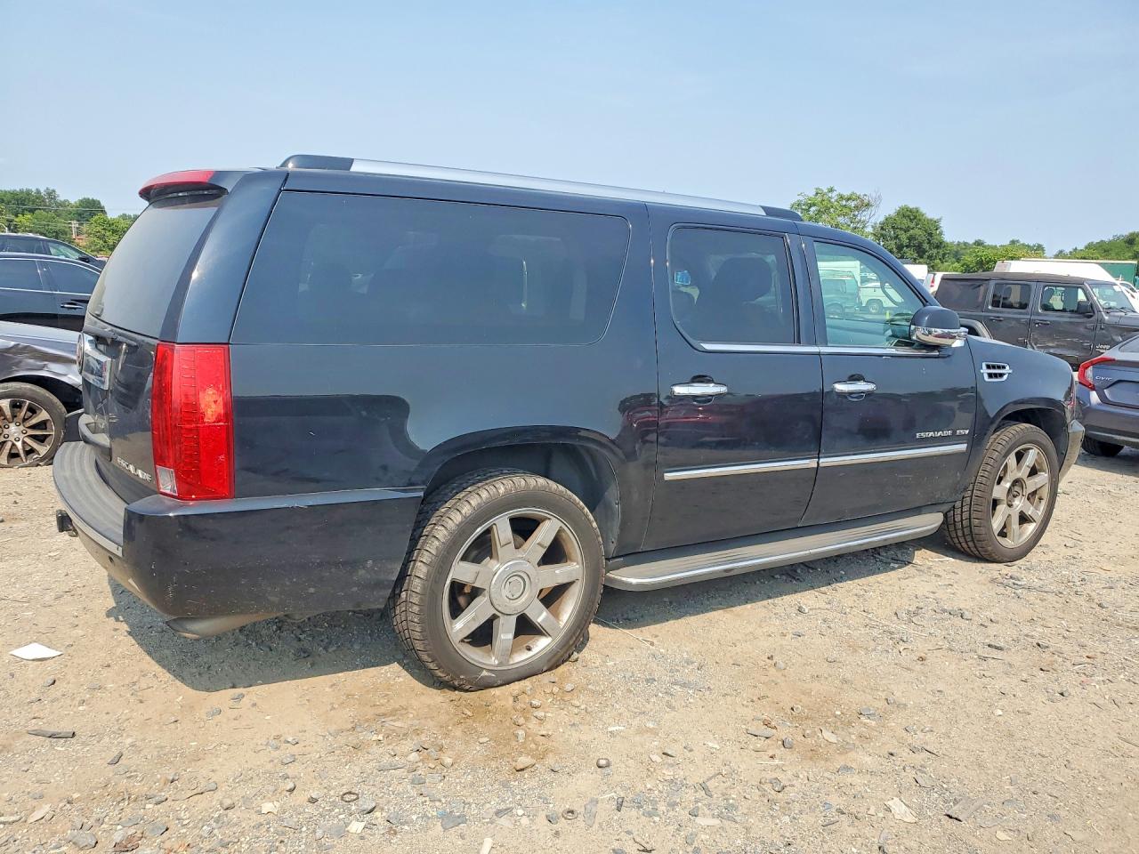 2014 CADILLAC ESCALADE ESV LUXURY — снимка 3