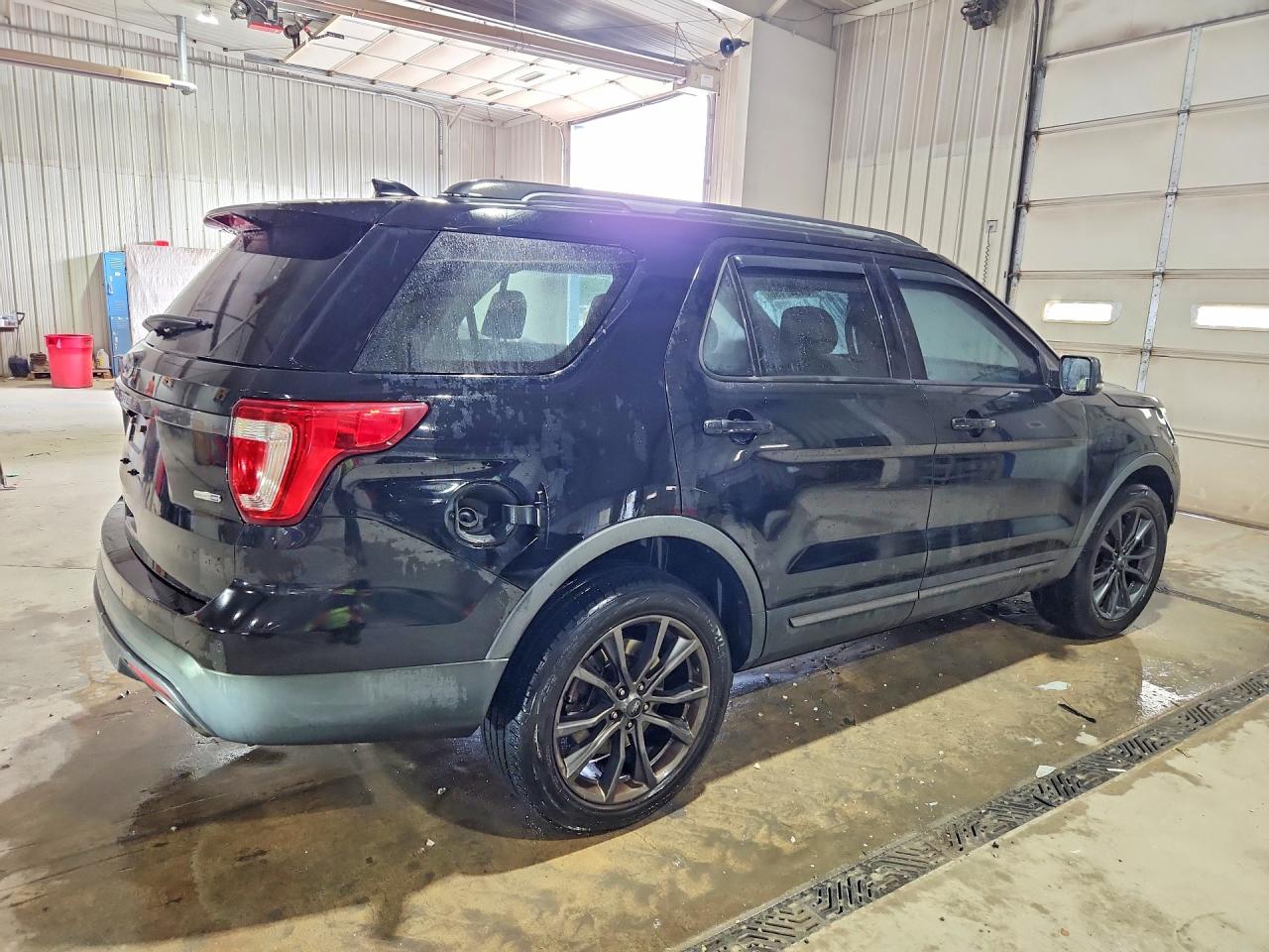 2017 FORD EXPLORER XLT — снимка 3