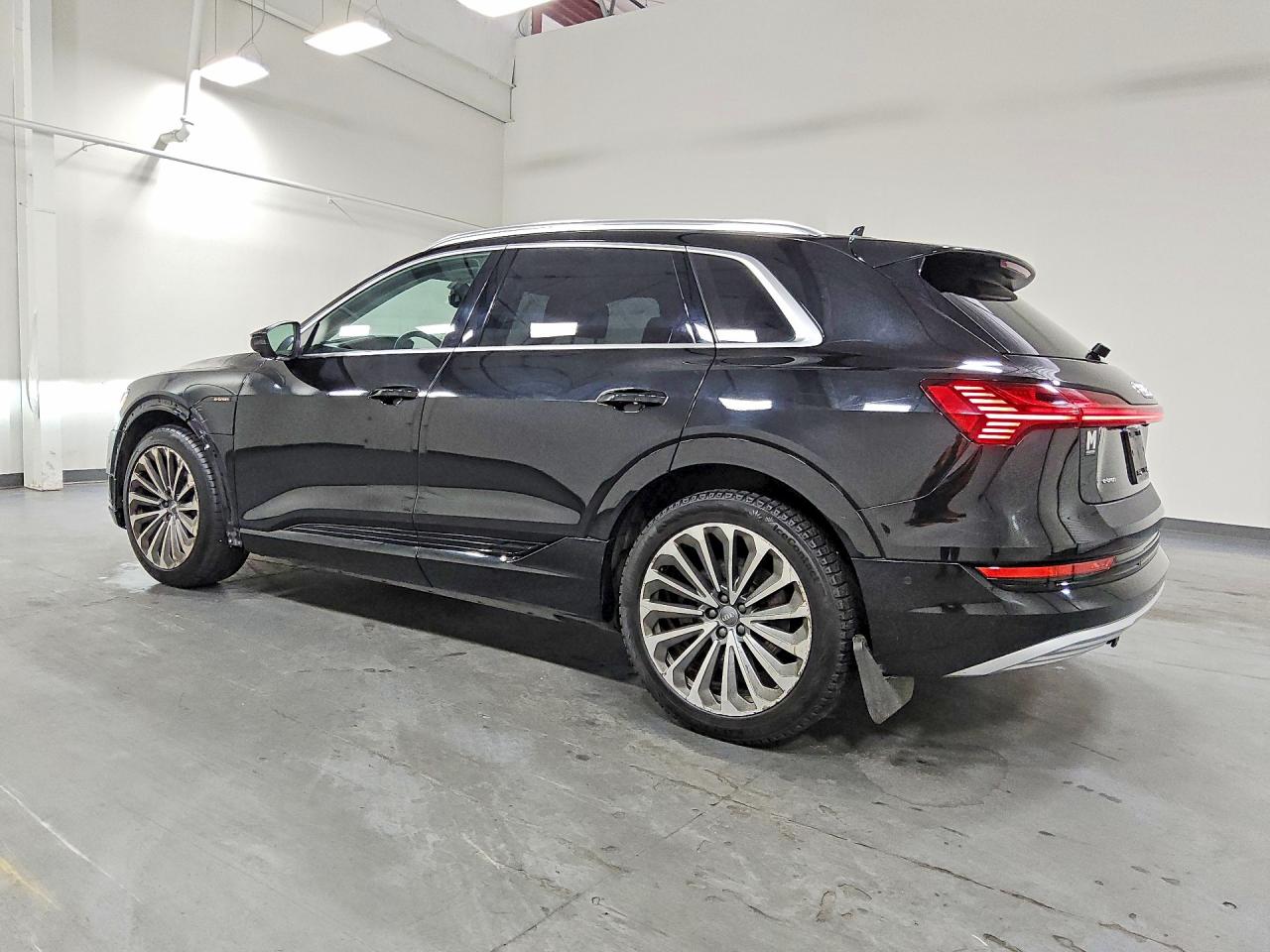2019 AUDI E-TRON PRESTIGE — снимка 2