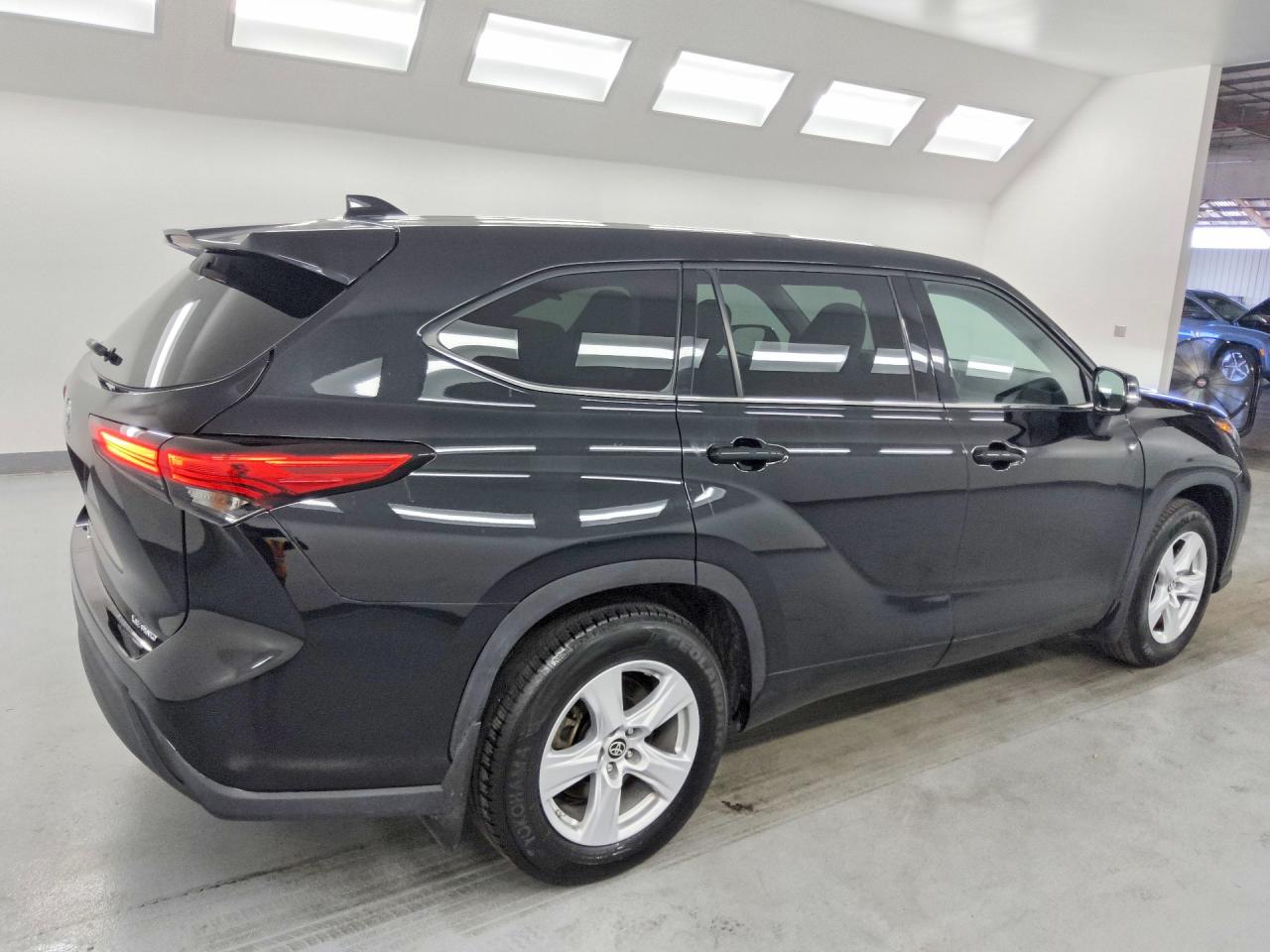 2021 TOYOTA HIGHLANDER LE — снимка 3