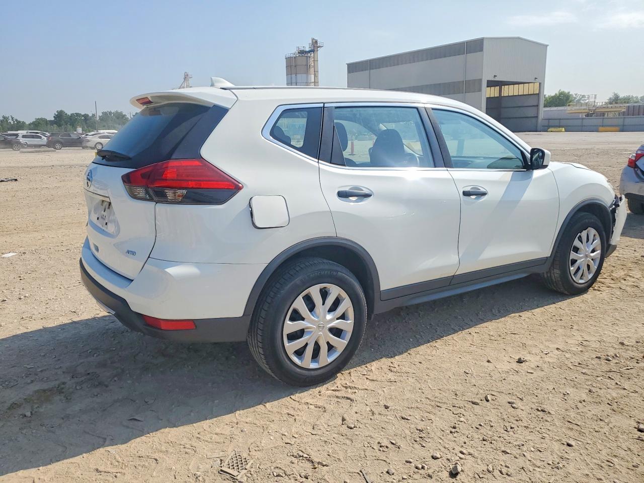 2017 NISSAN ROGUE S — снимка 3