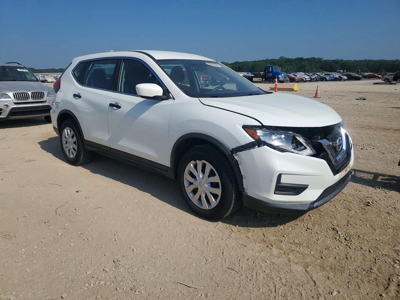 2017 NISSAN ROGUE S — снимка 4
