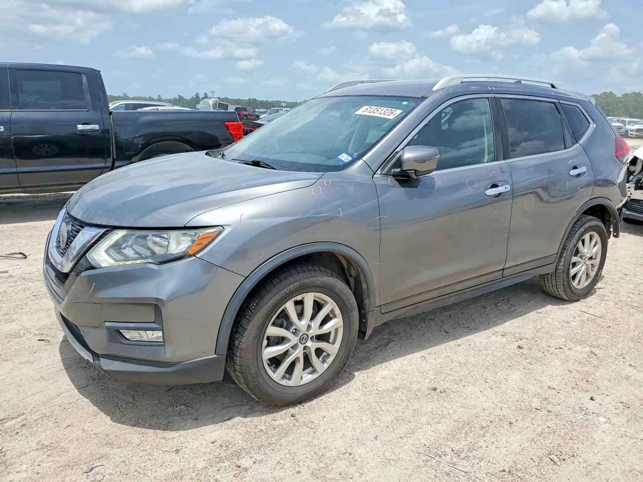 2019 NISSAN ROGUE S