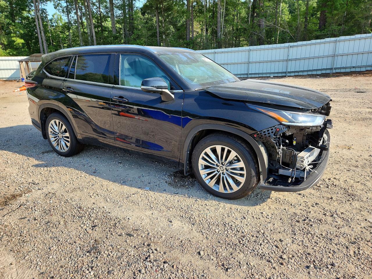 2026 TOYOTA HIGHLANDER PLATINUM — снимка 4