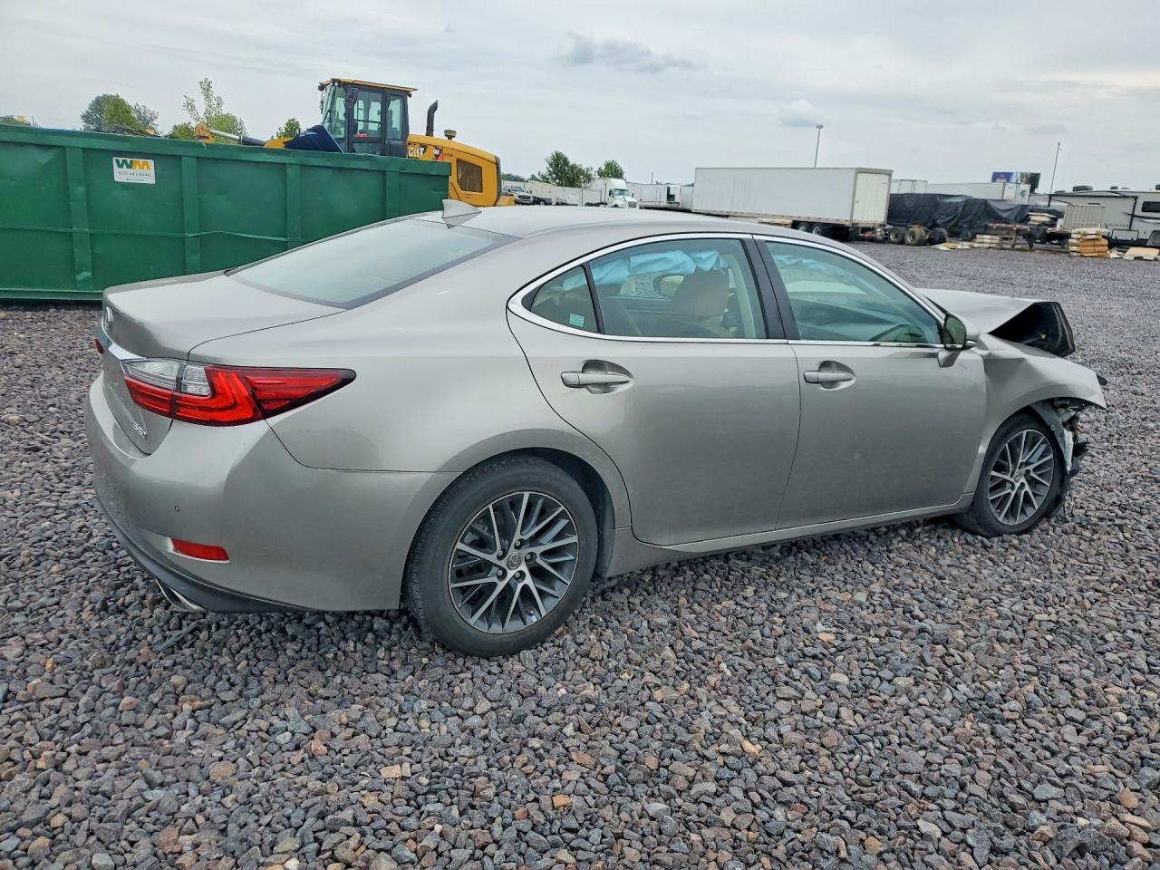 2017 LEXUS ES 350 — снимка 3