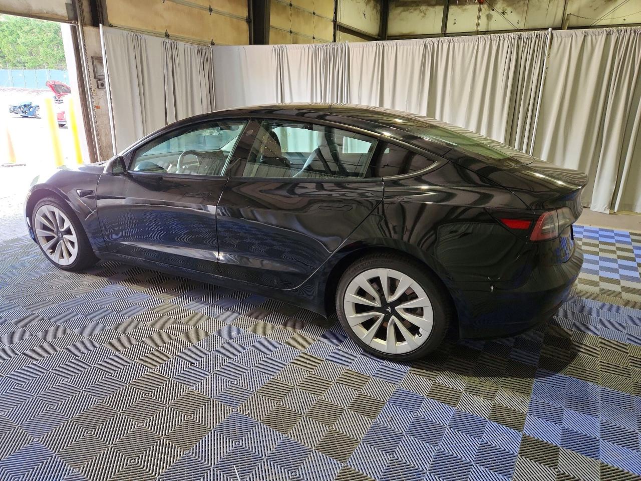 2022 TESLA MODEL 3 — снимка 2