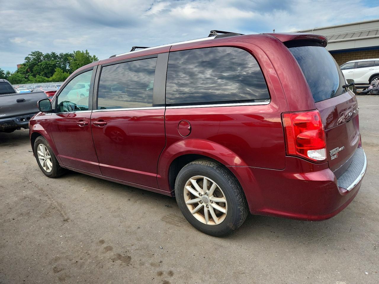 2018 DODGE GRAND CARAVAN SXT — снимка 2
