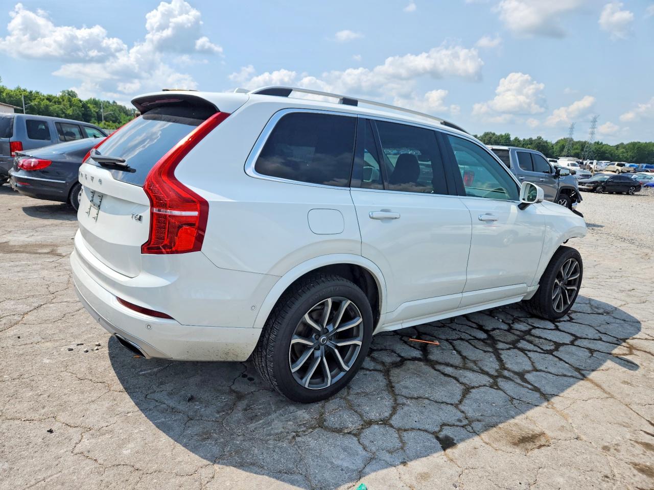 2016 VOLVO XC90 T6 — снимка 3