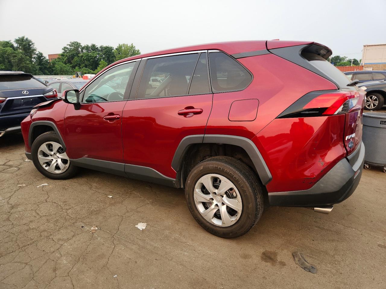 2022 TOYOTA RAV4 LE — снимка 2