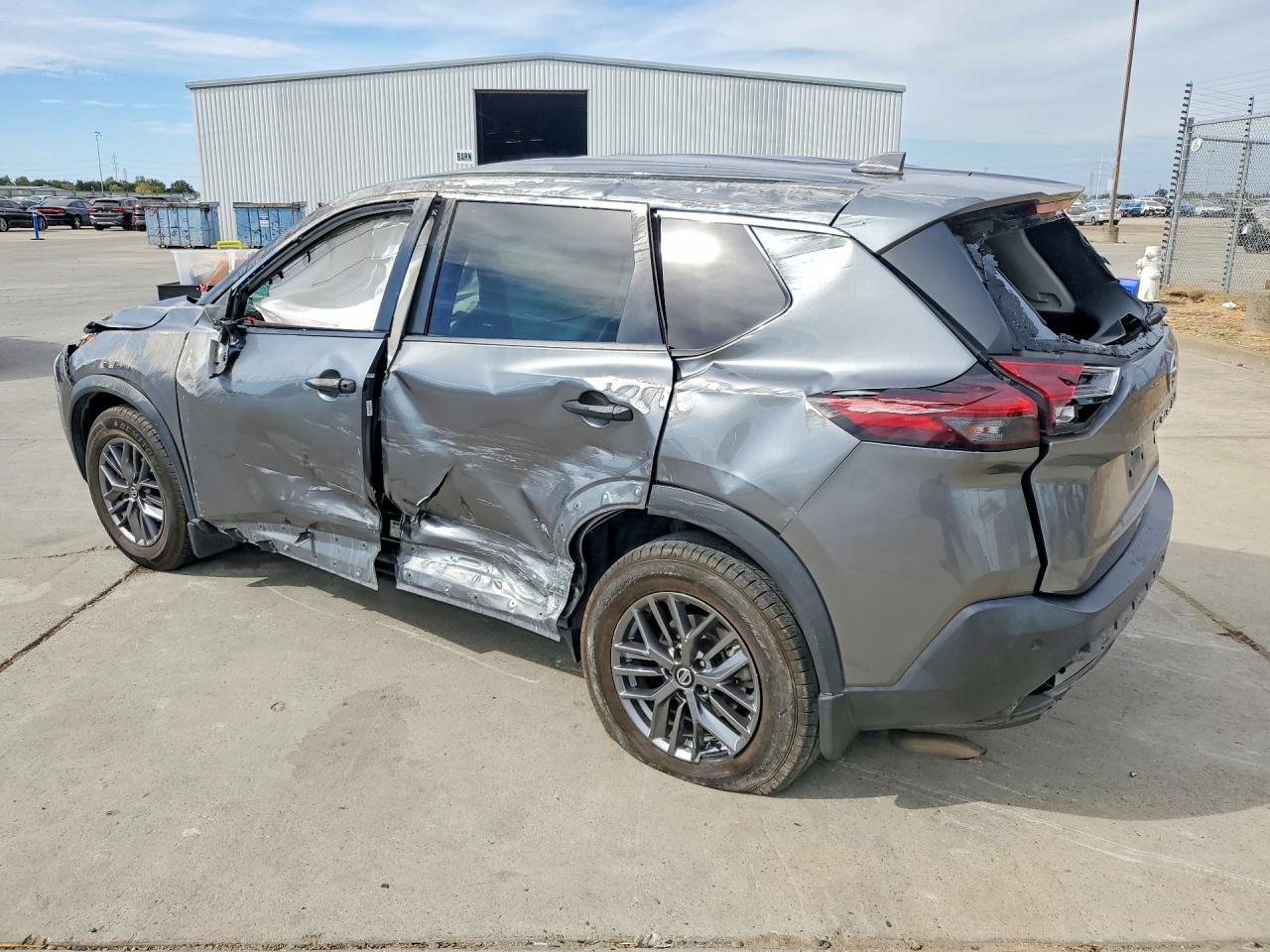 2021 NISSAN ROGUE S — снимка 2