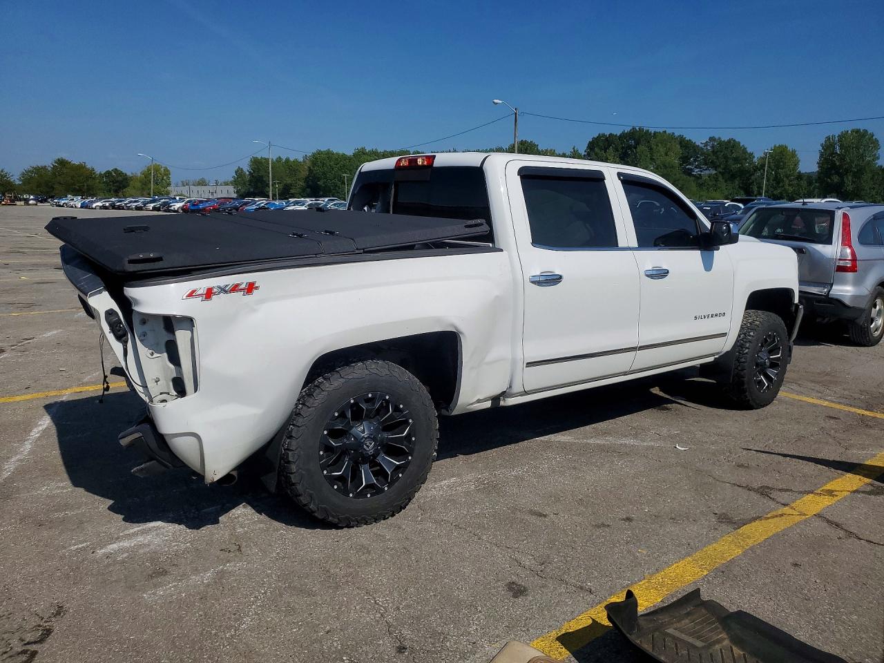 2017 CHEVROLET SILVERADO K1500 LTZ — снимка 3