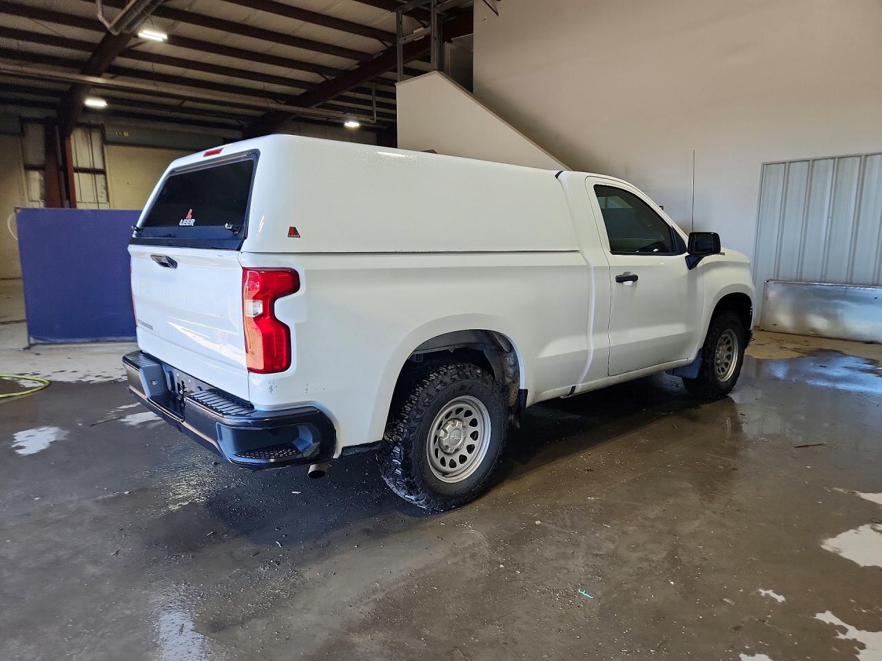 2023 CHEVROLET SILVERADO C1500 — снимка 3